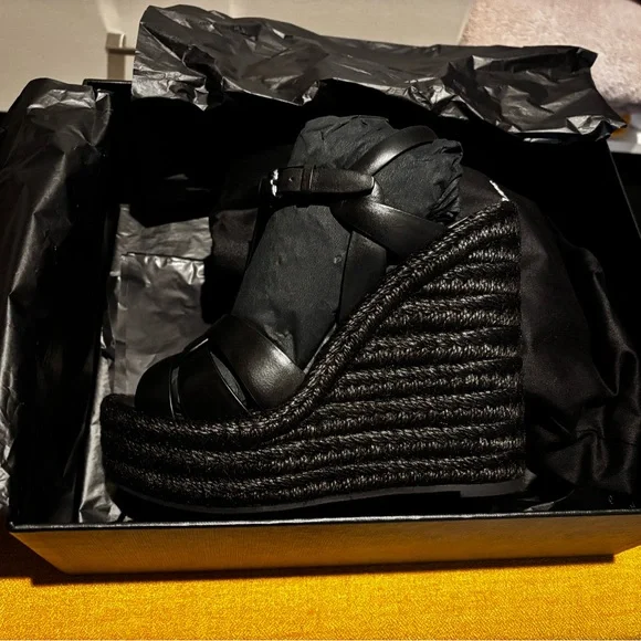 Authentic Brand New YSL Tribute Espadrilles Wedge In Smooth Leather - Picture 8 of 10